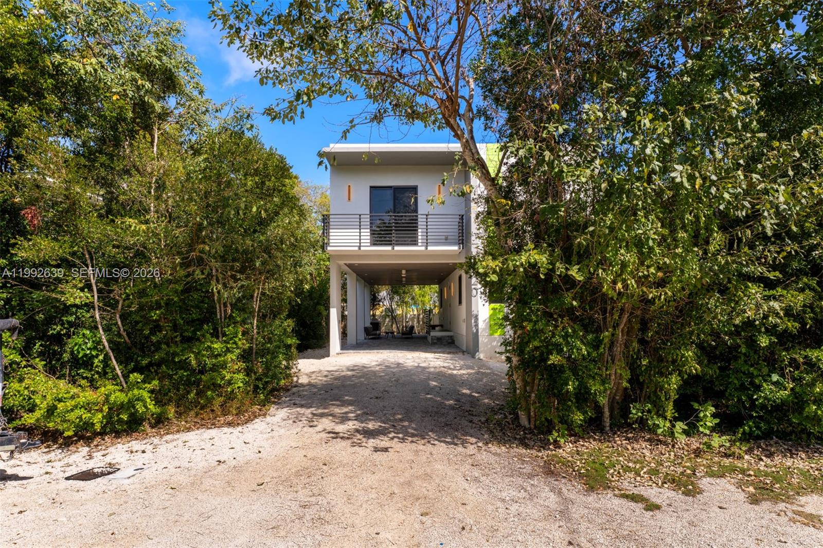 20 Coral Dr, Key Largo FL 33037