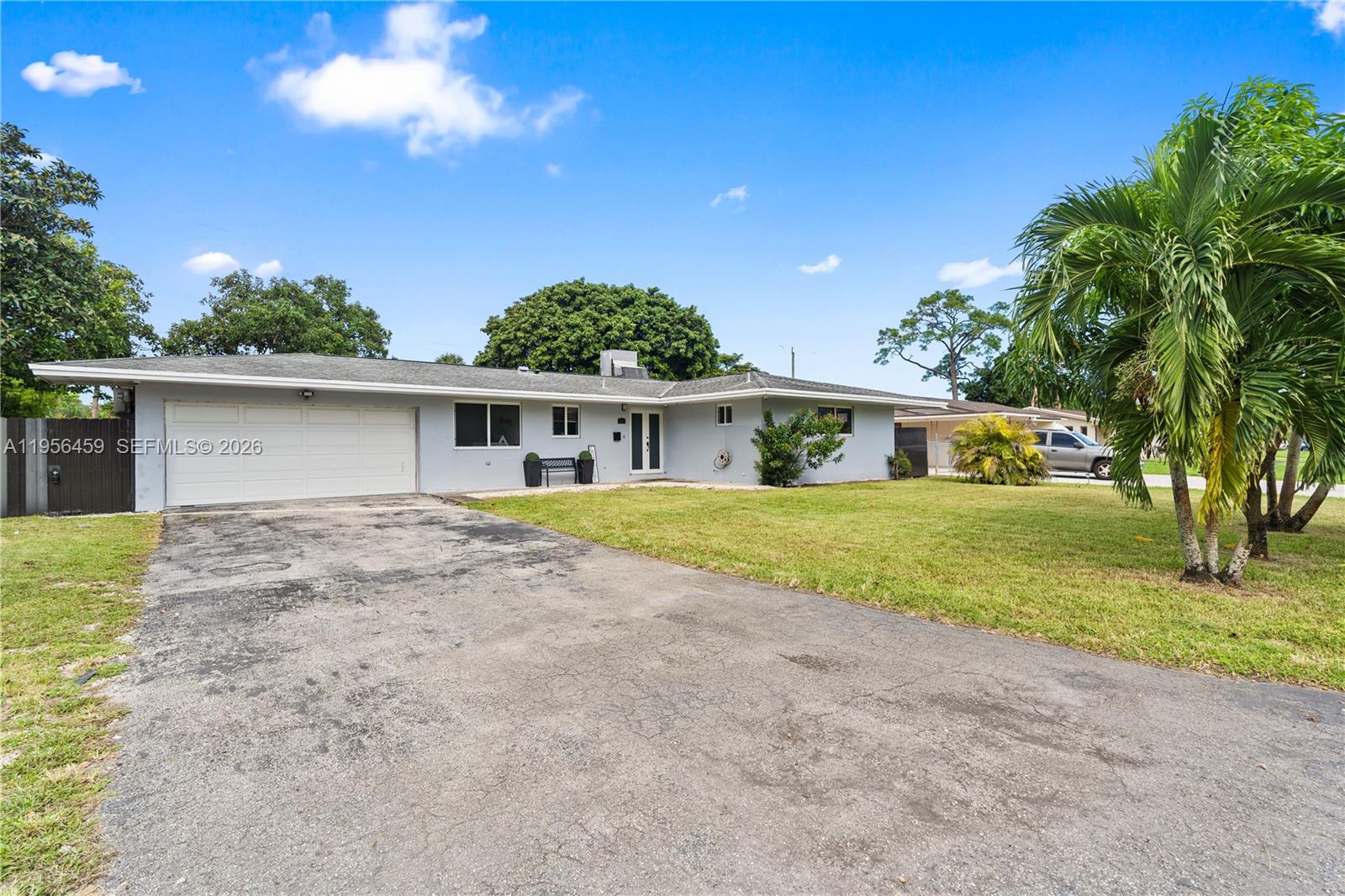 6791 SW 10th Ct, Pembroke Pines FL 33023