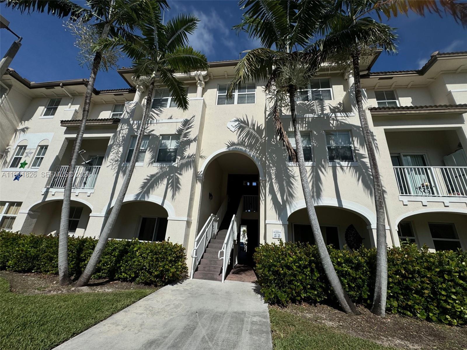 11601 NW 89th St # 106, Doral FL 33178
