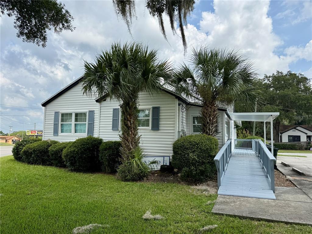 2241 S PINE AVENUE, OCALA, FL — photo 4 of 14