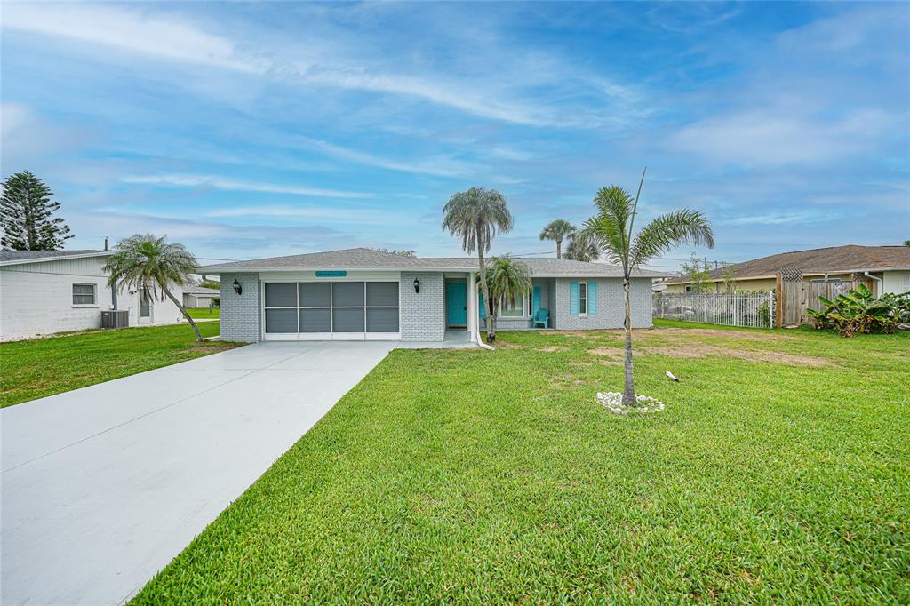 1756 ELINOR PLACE