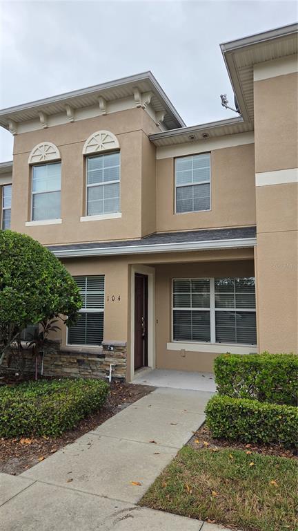 104 AUGUSTUS POINT
