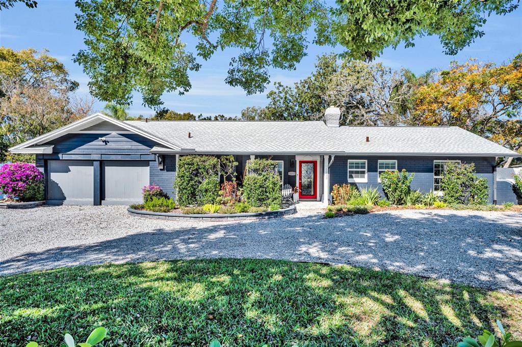 5233 LAKE HOWELL ROAD