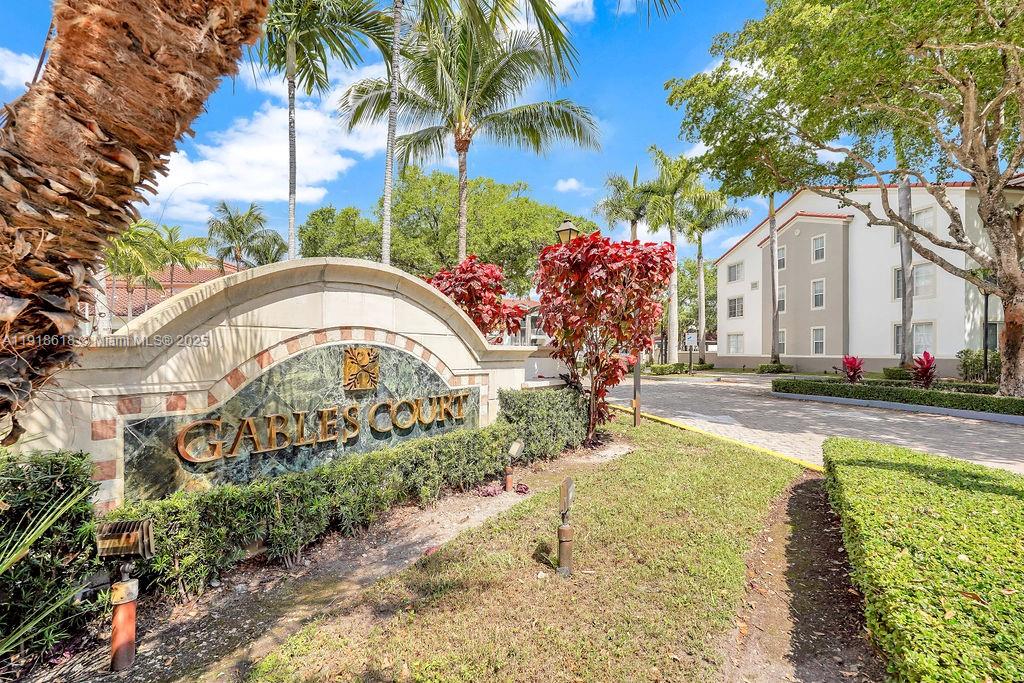 6801 SW 44th St # 101, Miami FL 33155