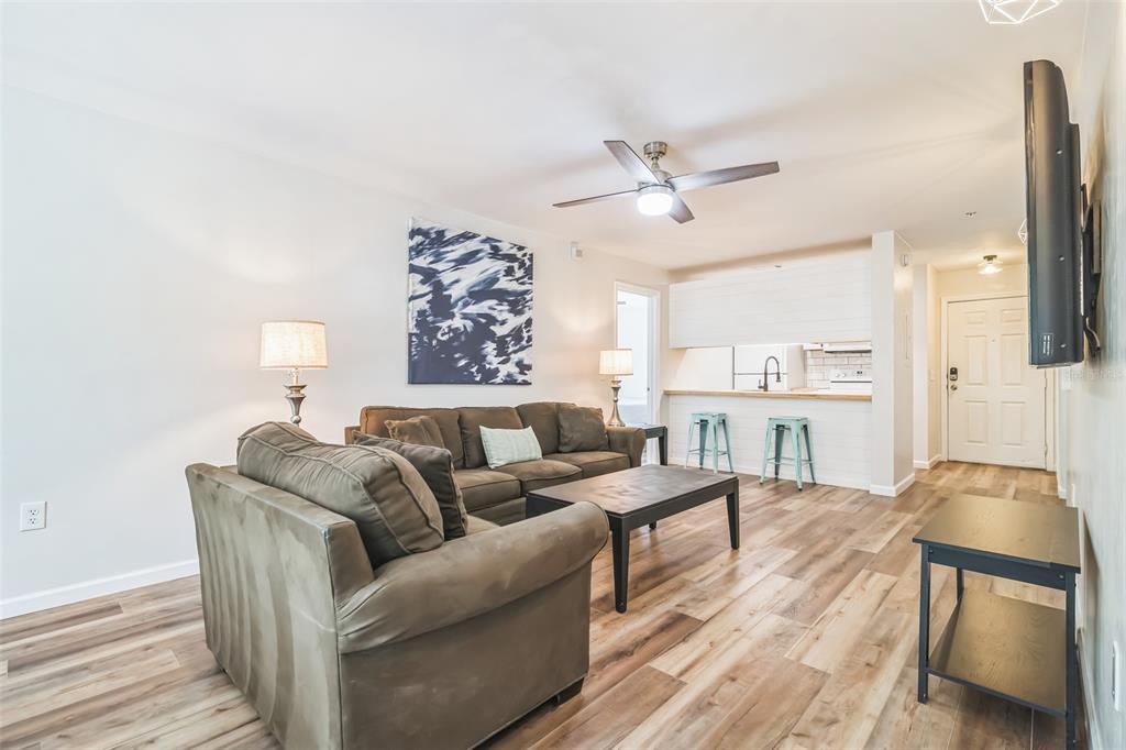 3800 SW 20TH AVENUE UNIT 112