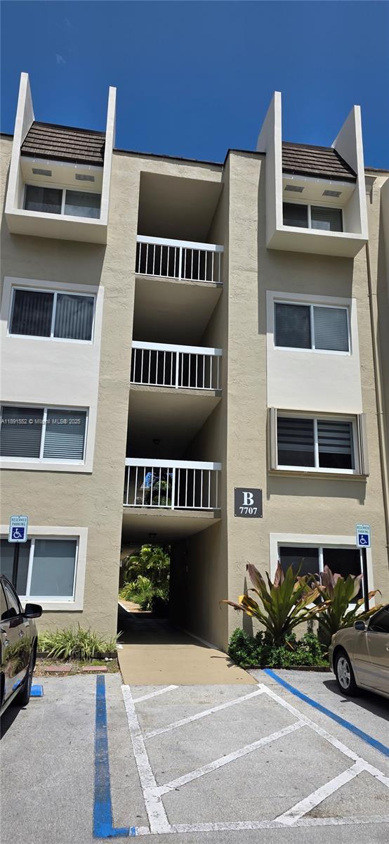 7707 Camino Real # B411, Miami FL 33143
