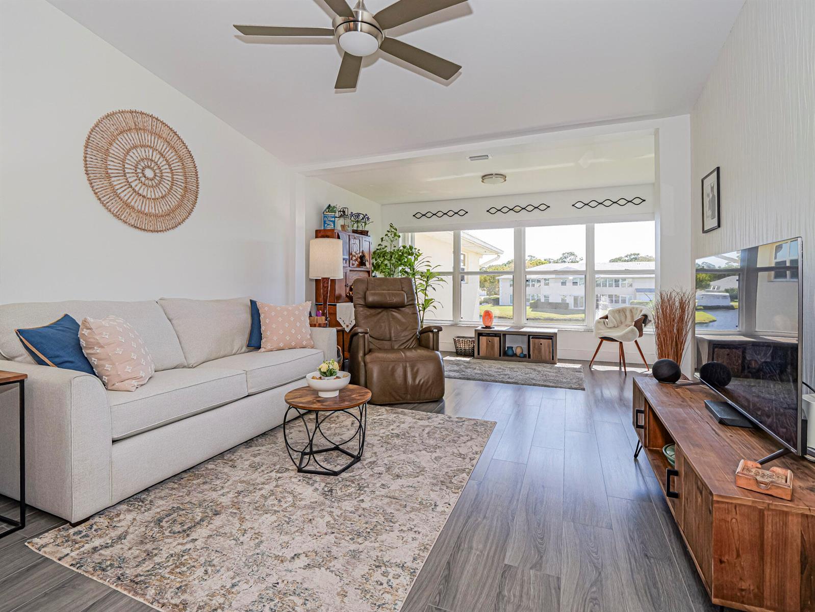675 W Lake Jasmine Circle # 206, Vero Beach FL 32962