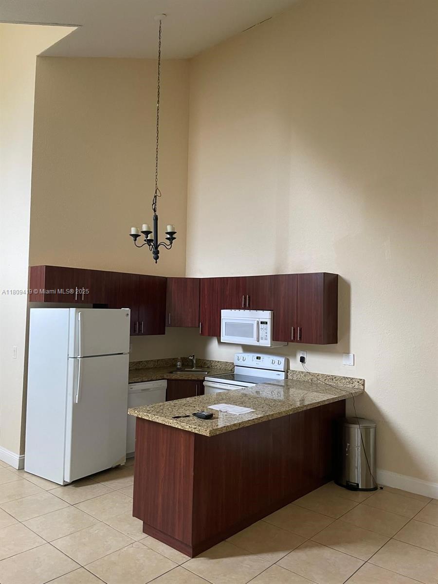 2421 NW 55th Ave, Lauderhill FL 33313
