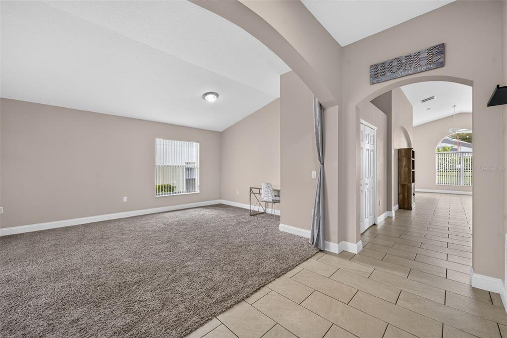 124 LANCASTER DRIVE, DAVENPORT, FL — photo 5 of 30