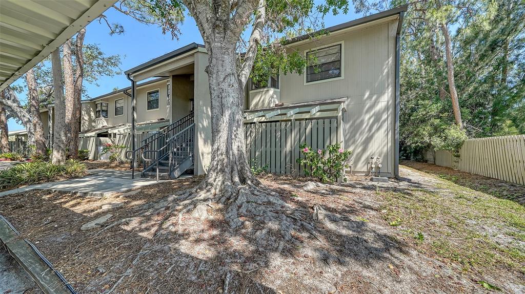 5649 SUMMERSIDE LANE UNIT 41B