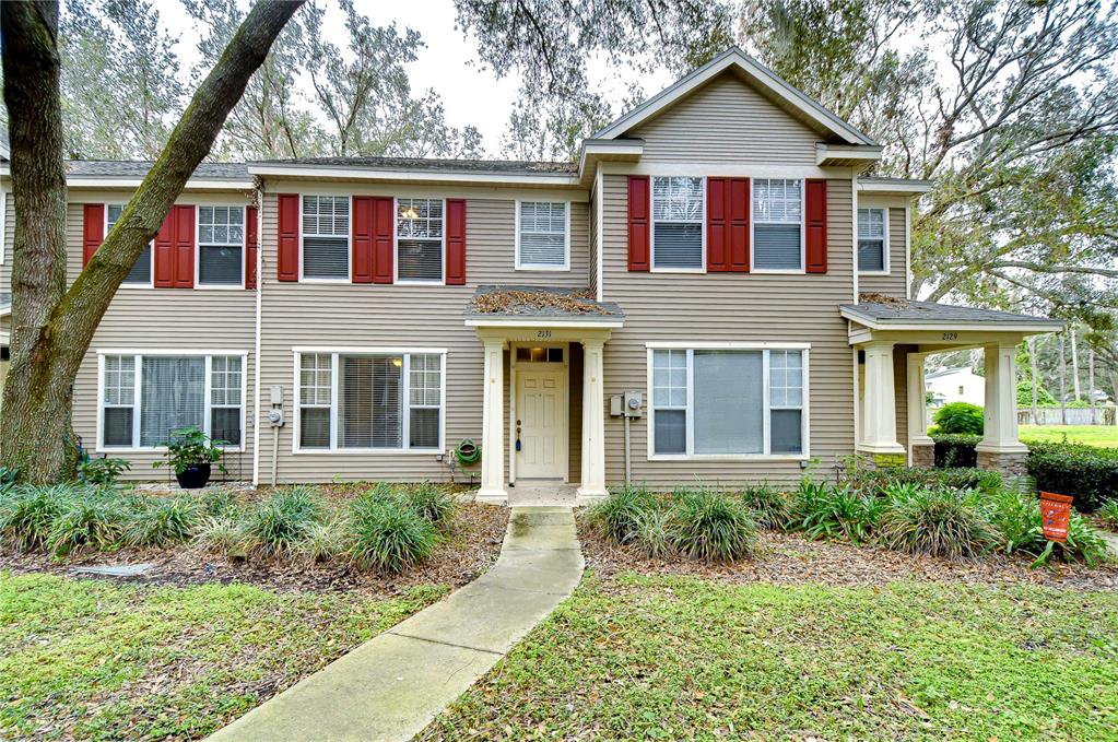 2131 GOLDEN OAK LANE