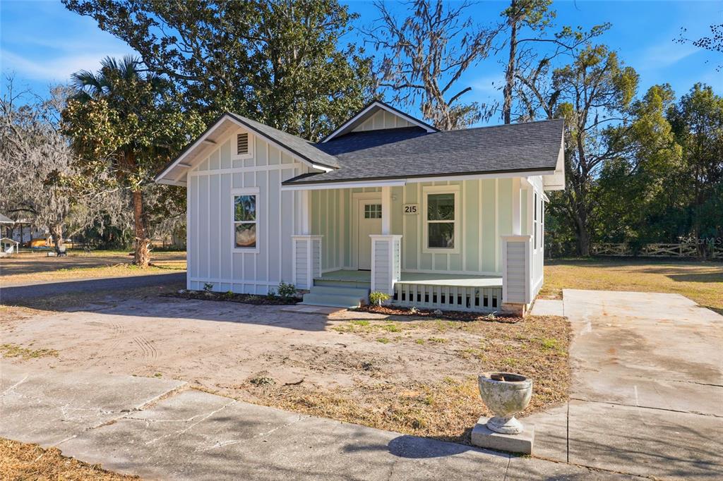 215 SE 1ST AVENUE