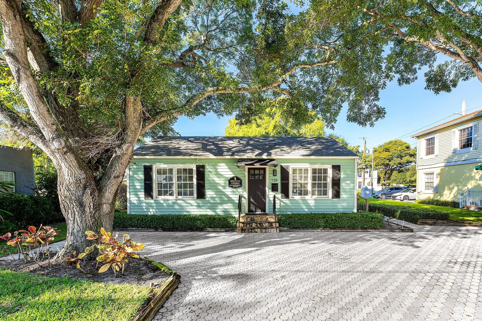 138 N Swinton Avenue, Delray Beach FL 33444
