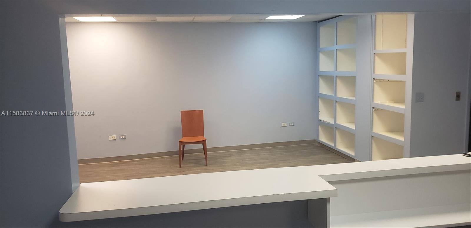 909 N Miami Beach Blvd # 503, North Miami Beach FL 33162