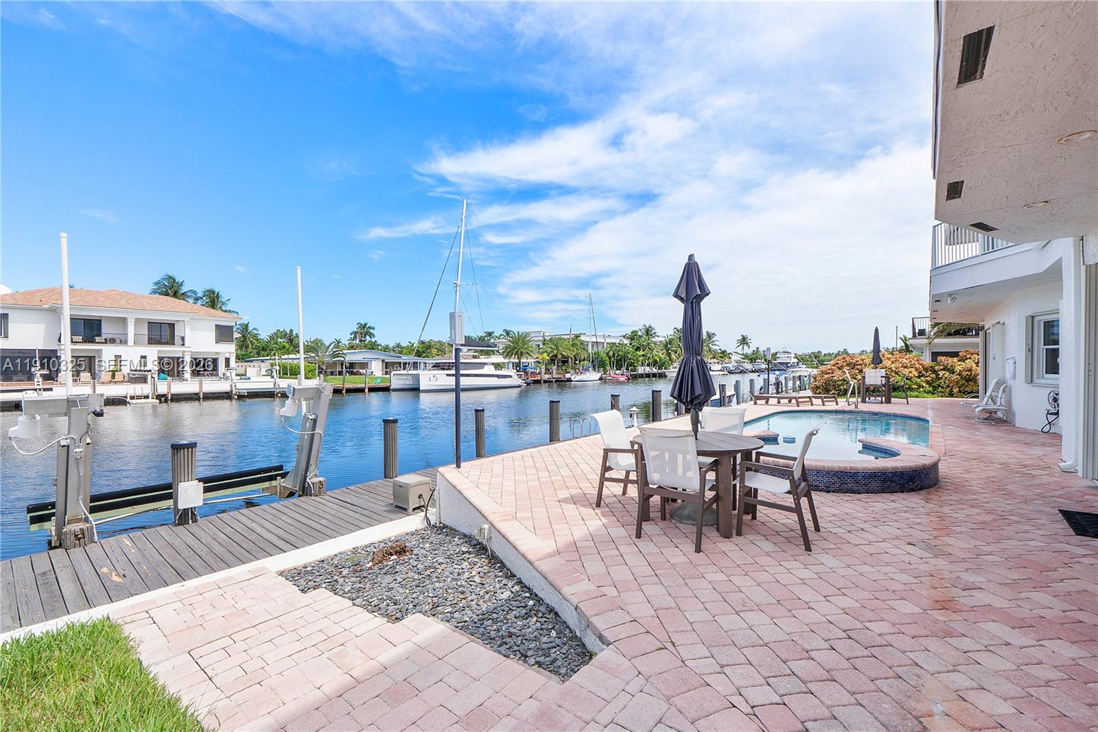 2737 NE 28th Ct # 1, Lighthouse Point FL 33064