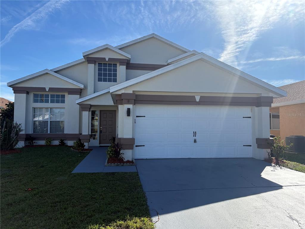 1559 AVLEIGH CIRCLE