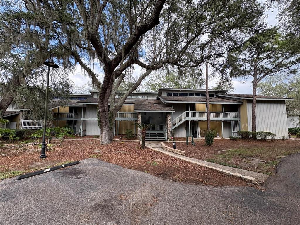 193 PALM VIEW COURT UNIT 3453/4