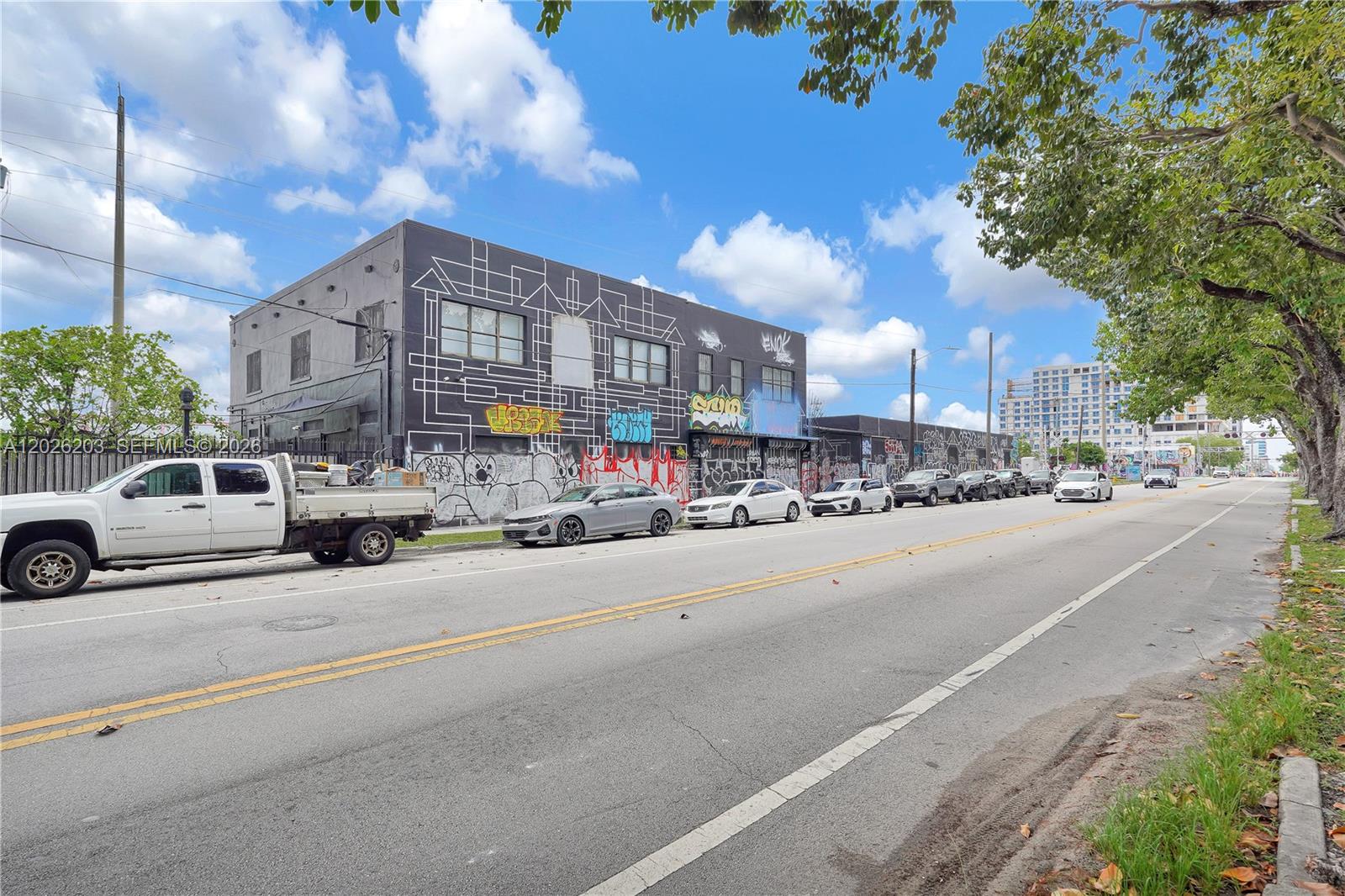 1800 N Miami Ave, Miami FL 33136
