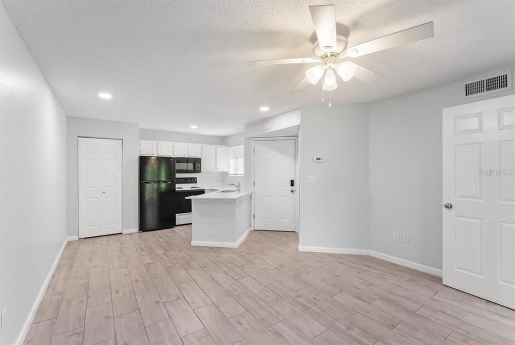 1908 LAKE ATRIUMS CIRCLE UNIT 3, ORLANDO, FL — photo 5 of 17