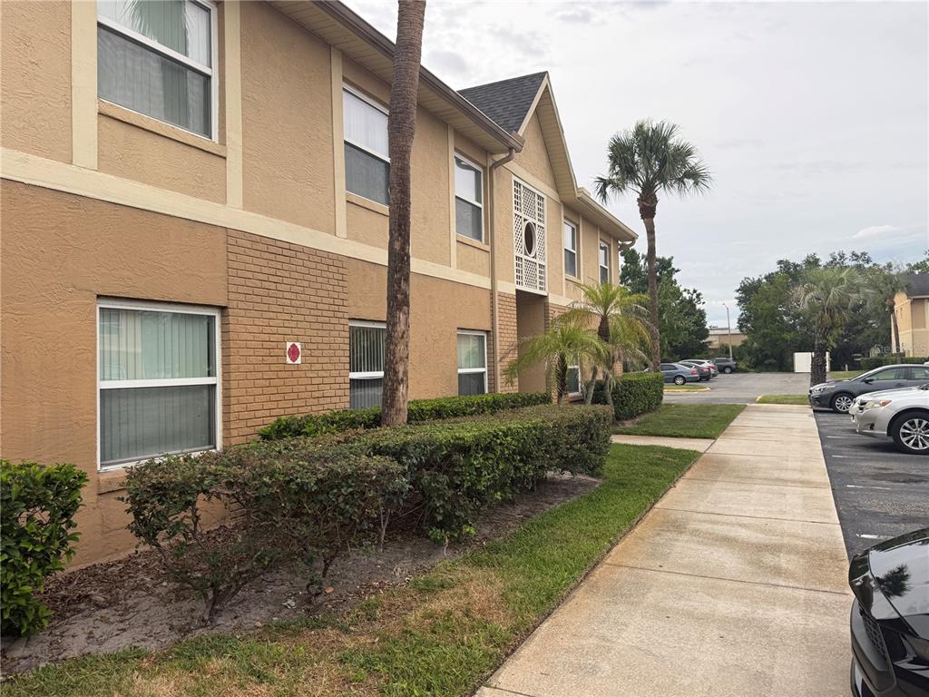 9800 TURF WAY UNIT 1