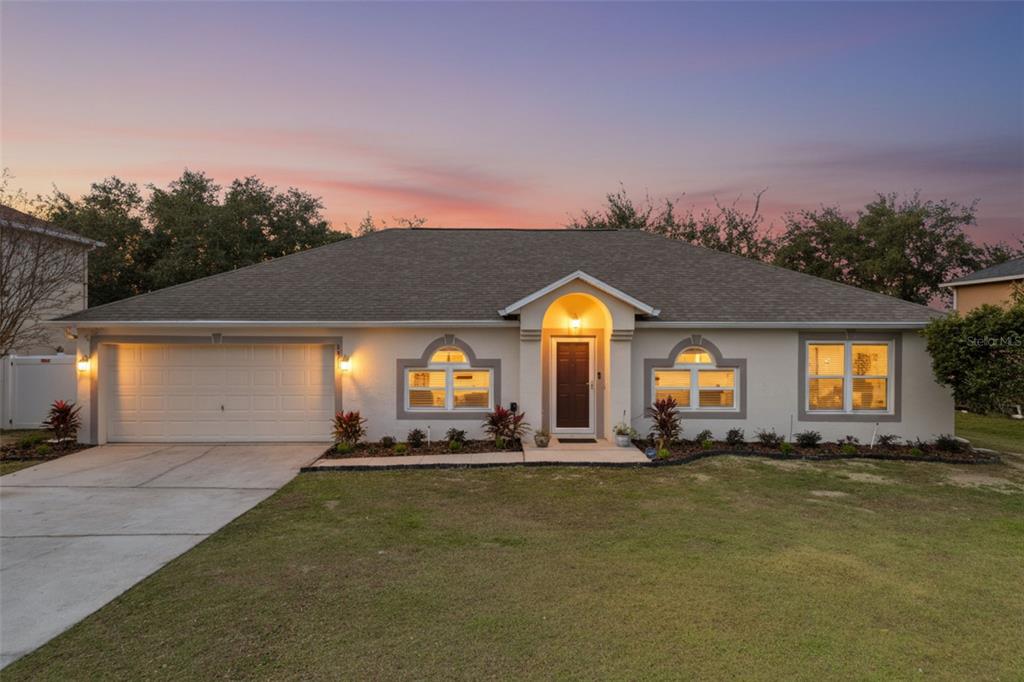 1819 SUNSET RIDGE DRIVE