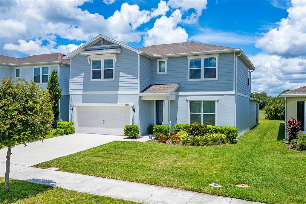2223 BLUEBIRD PLACE
