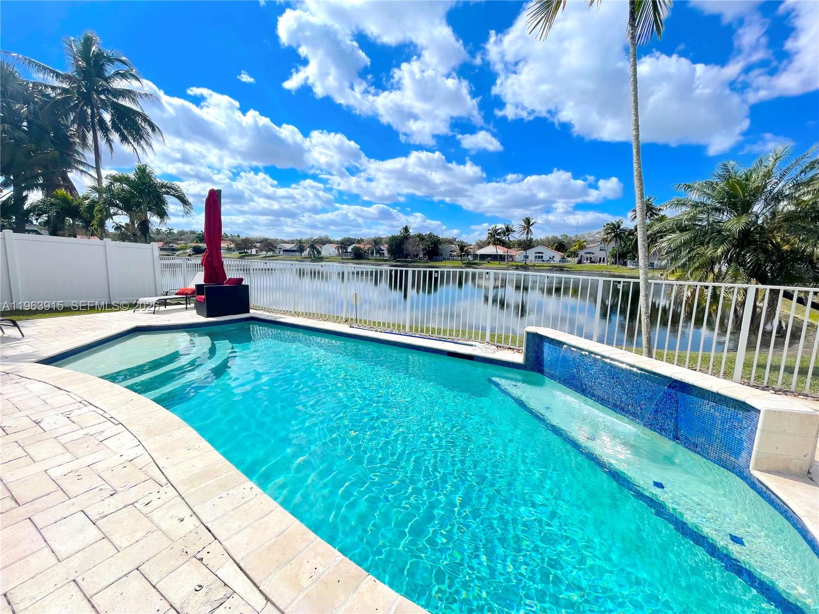 4923 SW 33rd Way, Hollywood FL 33312