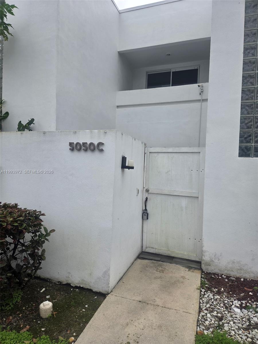5050 Elmhurst Rd # C, West Palm Beach FL 33417