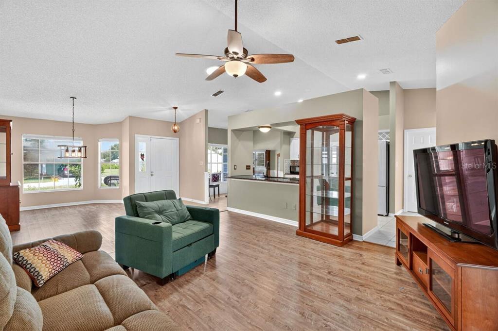 25800 BELLE HELENE, LEESBURG, FL — photo 5 of 30