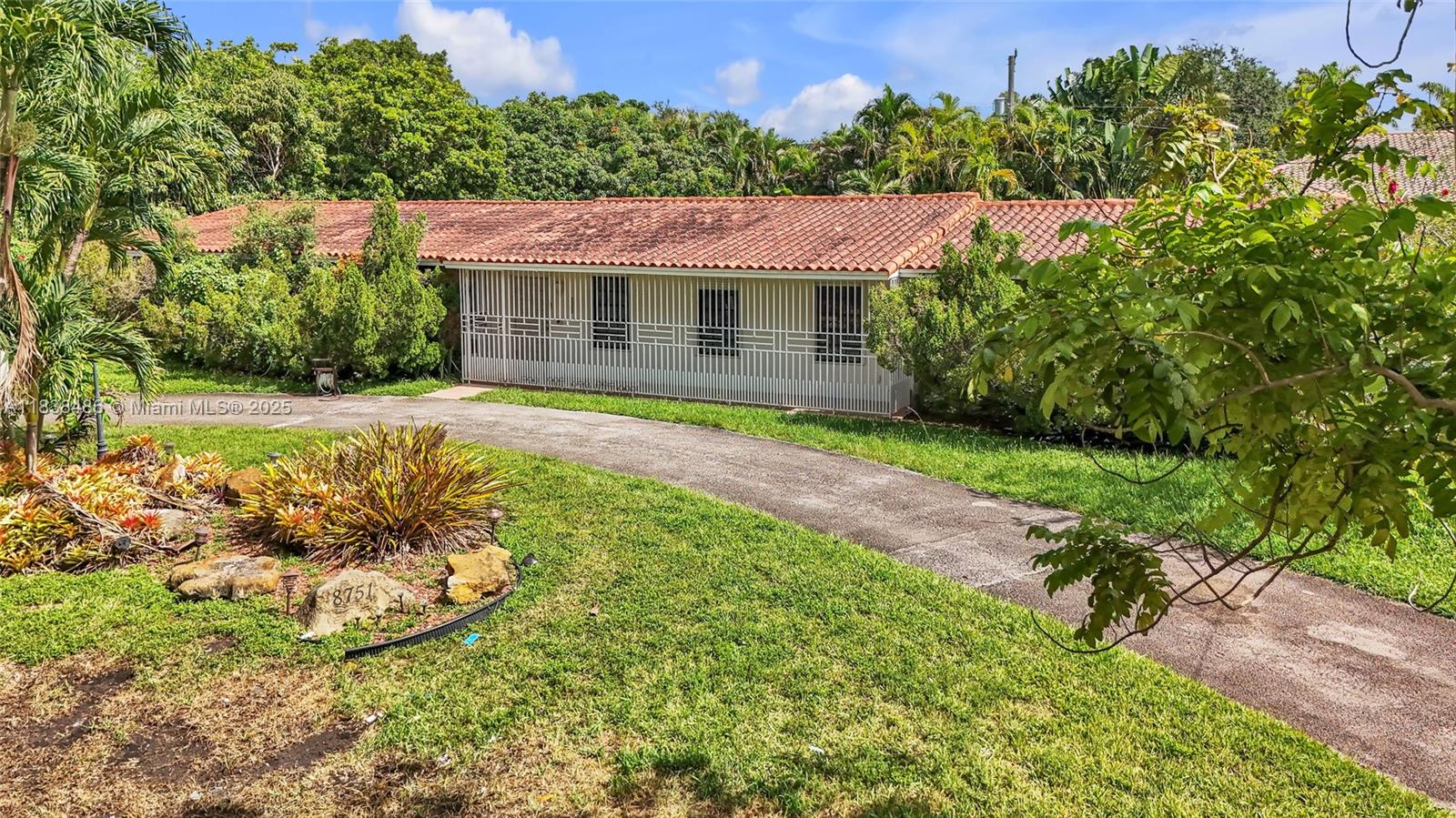 8751 SW 110th St, Miami FL 33176