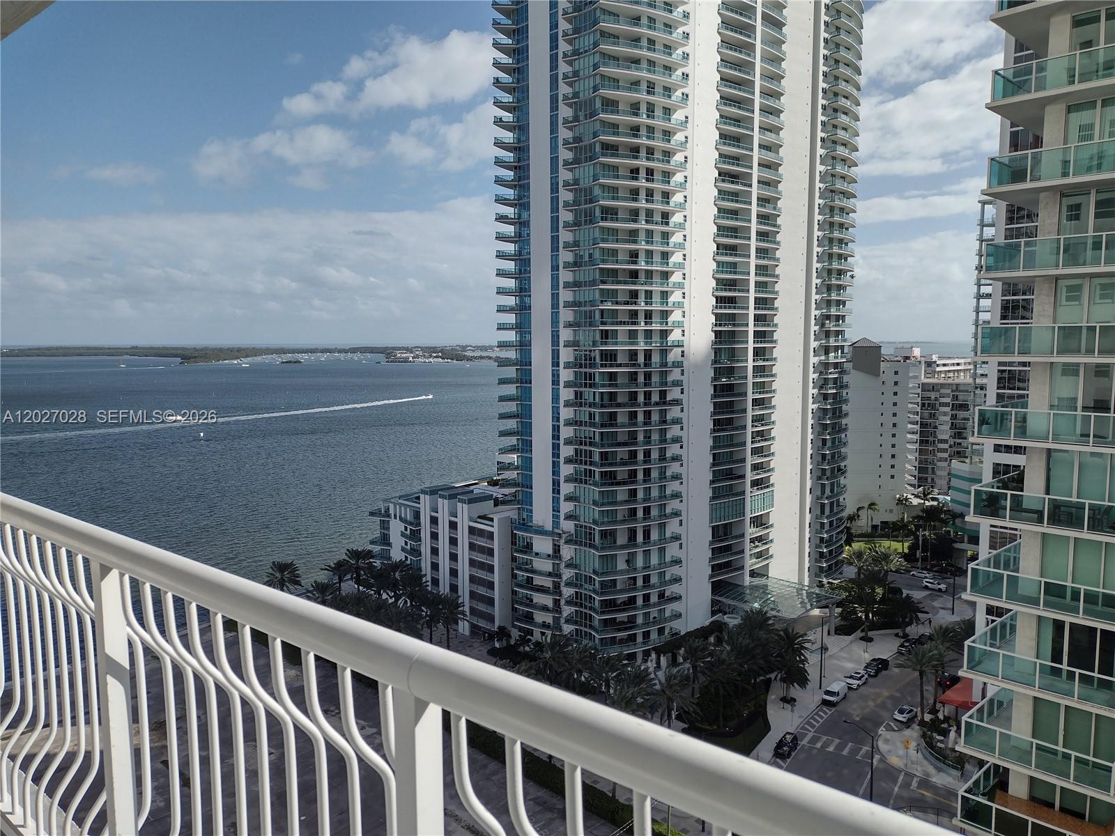 1200 Brickell Bay Dr # 2005, Miami FL 33131