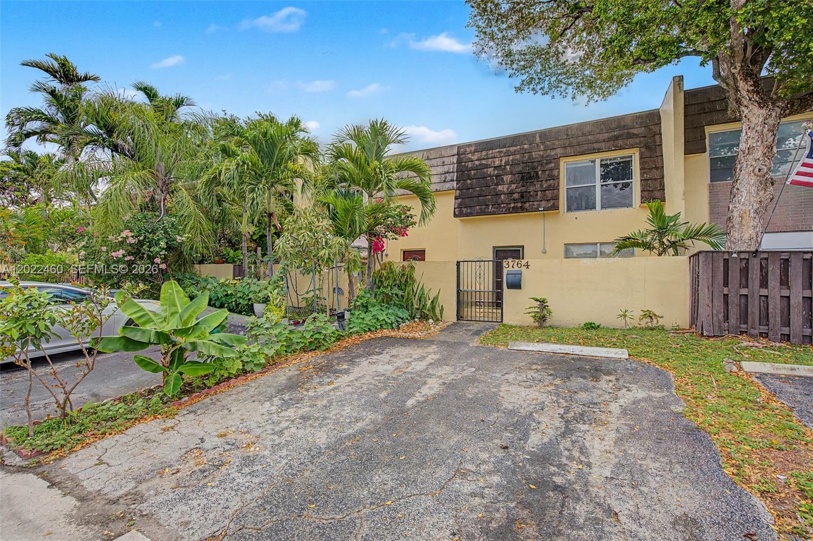 3764 SW 60th Ter # 15, Davie FL 33314