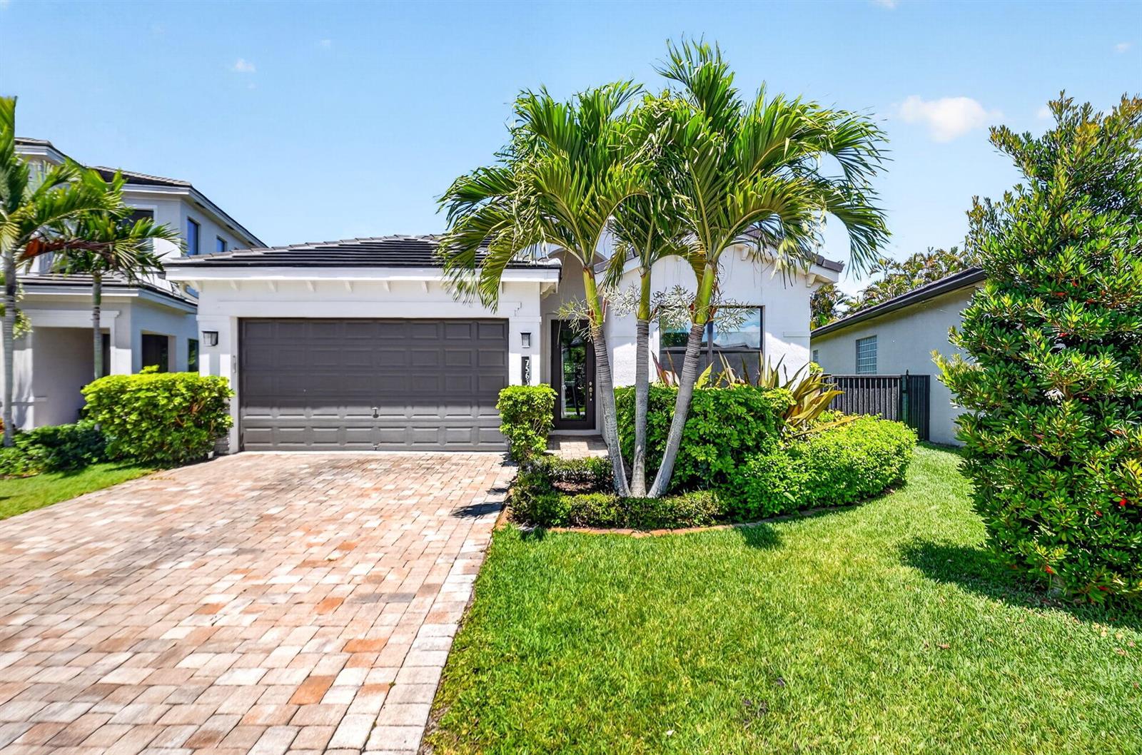7563 Moonrise Drive, Lake Worth FL 33467