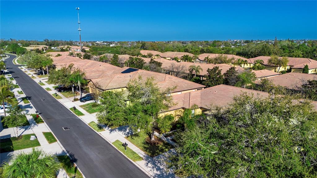 317 SENECA FALLS DRIVE, APOLLO BEACH, FL — photo 5 of 30