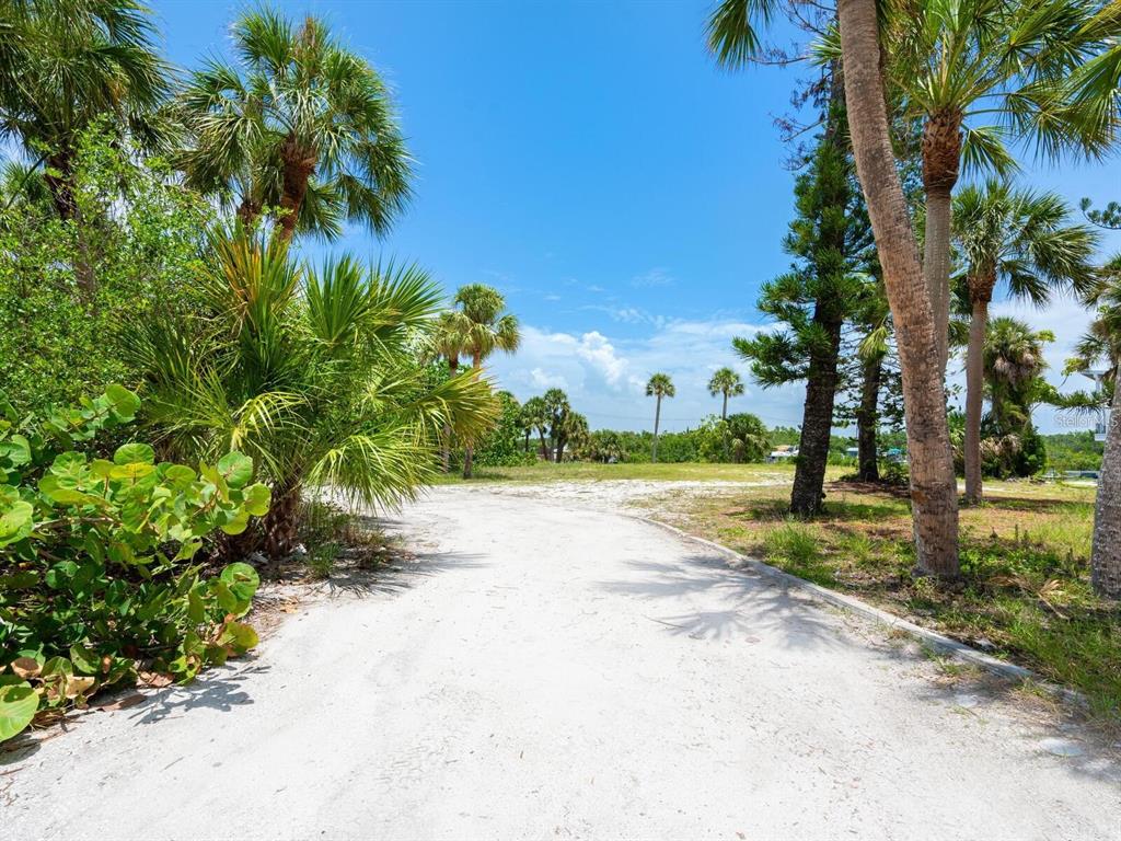 4020 CASEY KEY ROAD, NOKOMIS, FL — photo 4 of 7