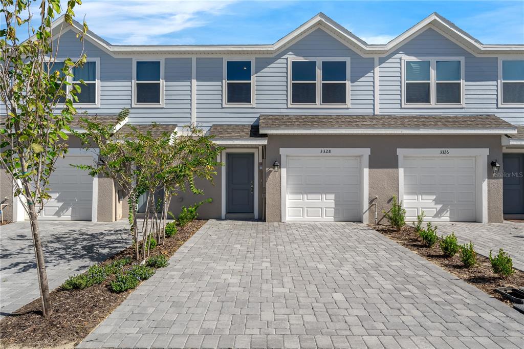 228 CUBAN ROYAL PALM WAY