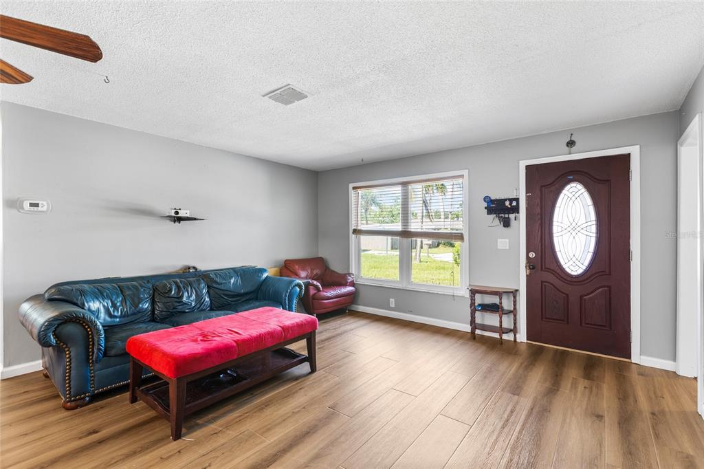 415 MAPLEWOOD CIRCLE, OLDSMAR, FL — photo 5 of 30
