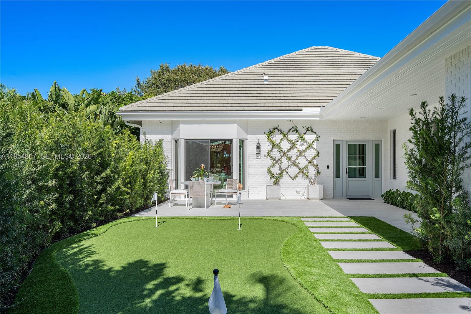 12091 SE Prestwick Ter, Tequesta FL 33469