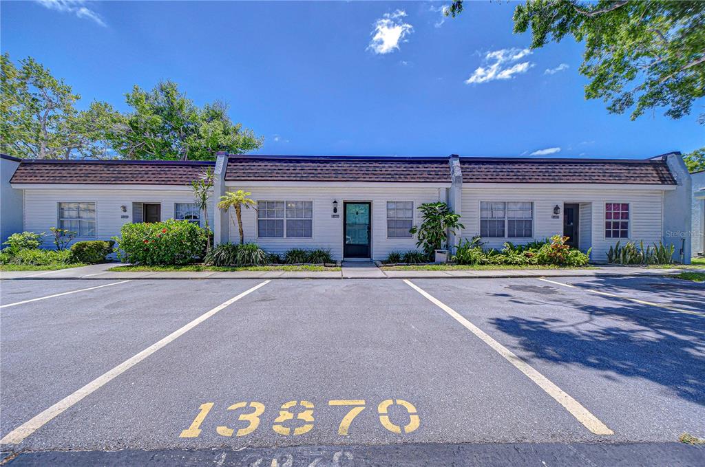 13870 OAKWOOD LANE