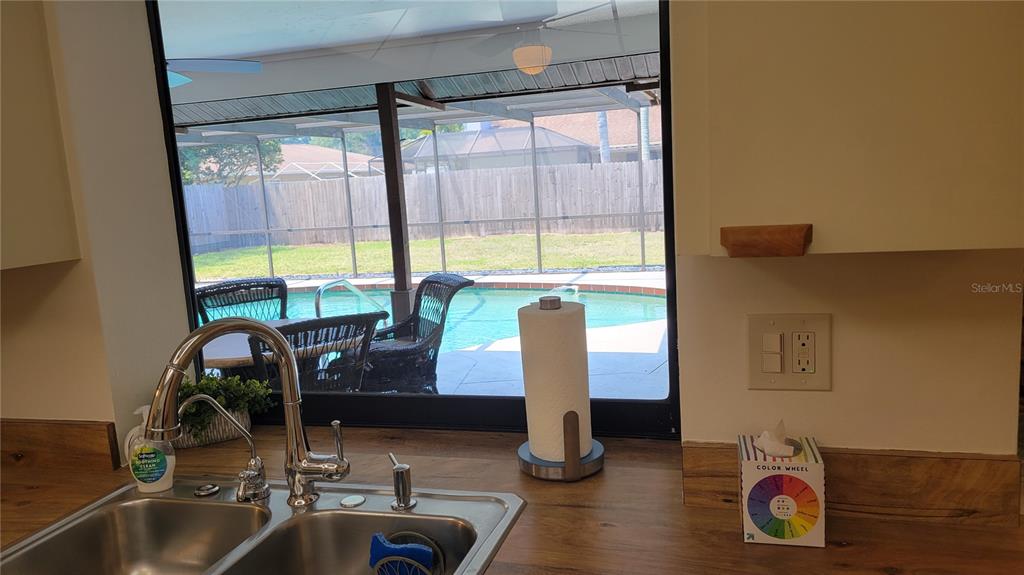 1526 GEORGETOWNE LANE, SARASOTA, FL — photo 4 of 21