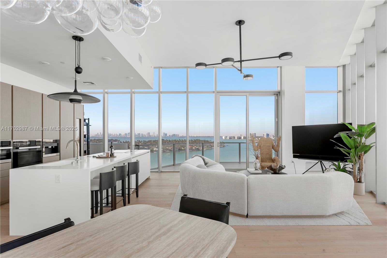 6800 Indian Creek Dr, Miami Beach FL 33141