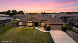 567 Mimosa Street SW, Palm Bay FL 32908