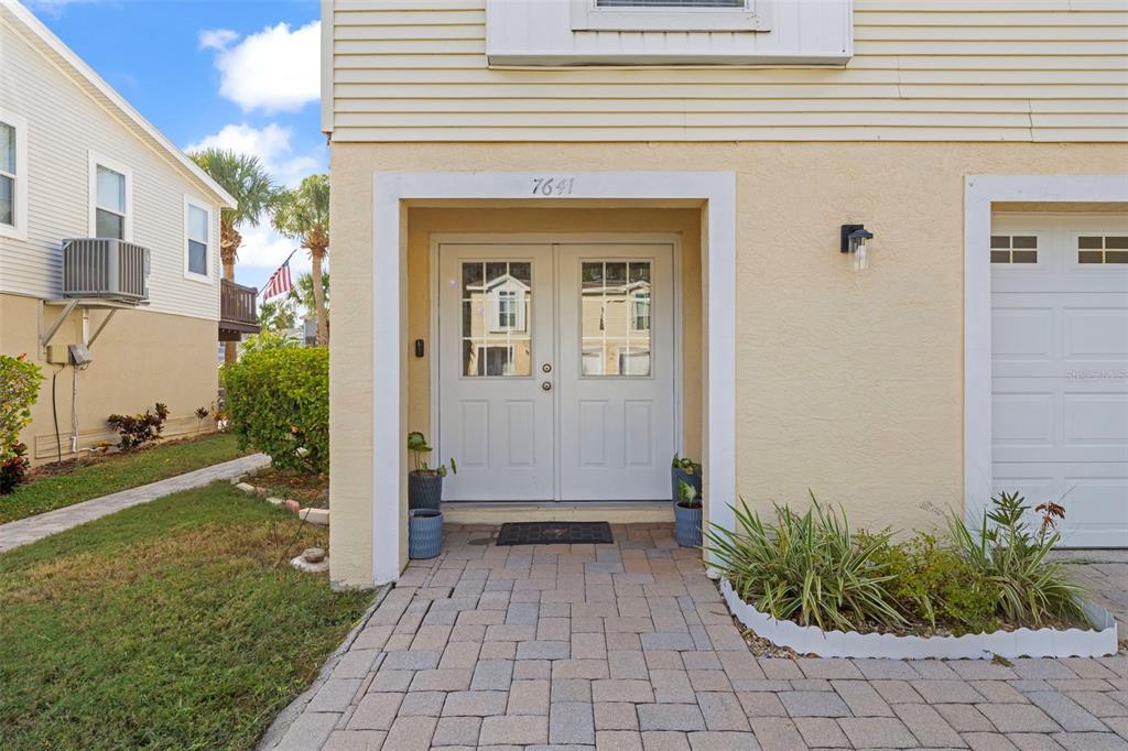7641 SAILWINDS PASS, PORT RICHEY, FL — photo 4 of 30