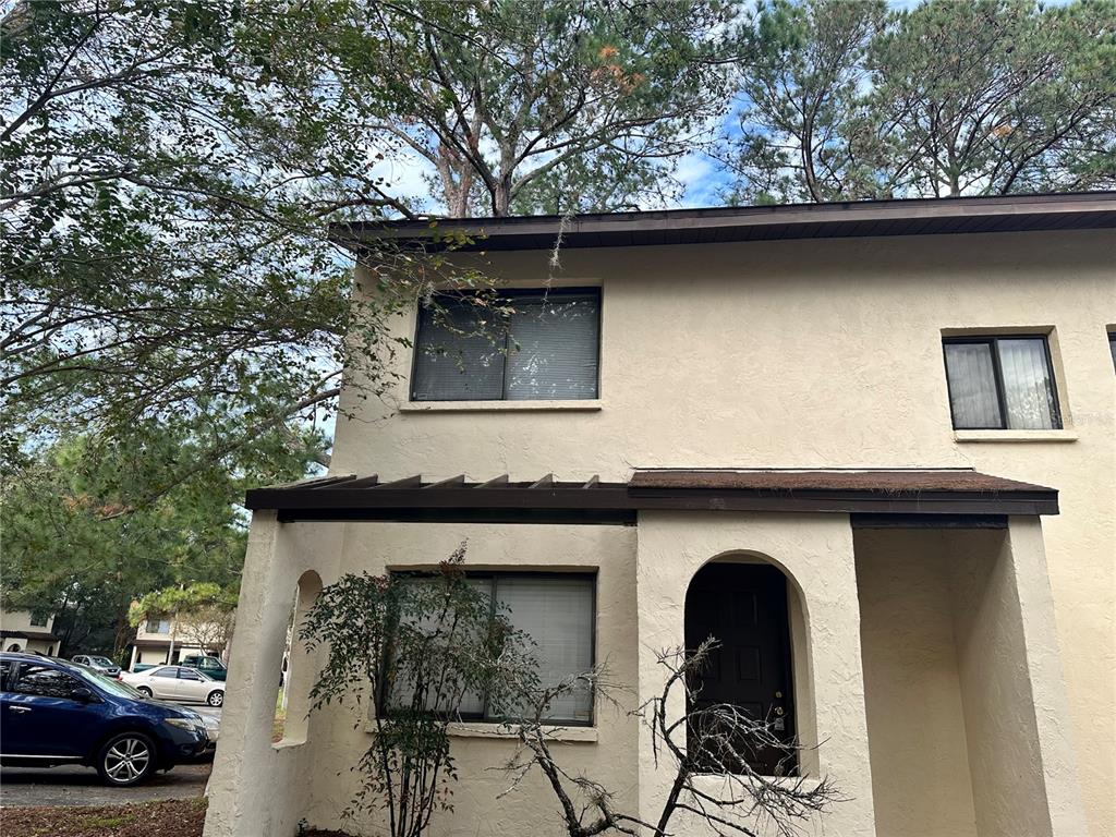 2735 SW 35TH PLACE UNIT 2001