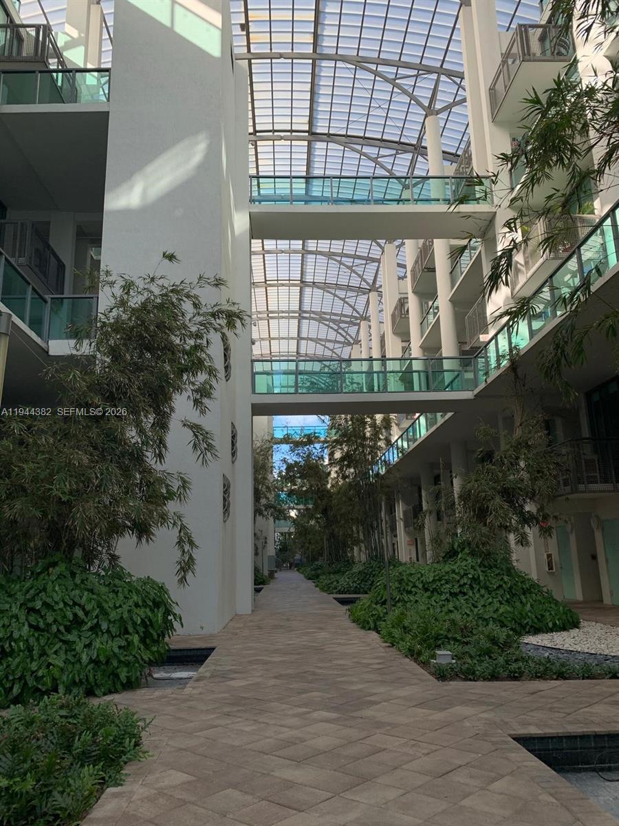 6000 Collins Ave unit 136, Miami Beach FL 33140