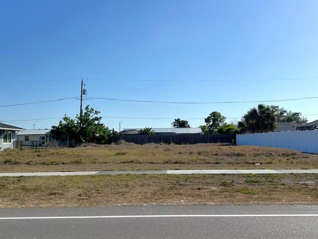2491 Lake View Boulevard, Port Charlotte FL 33948