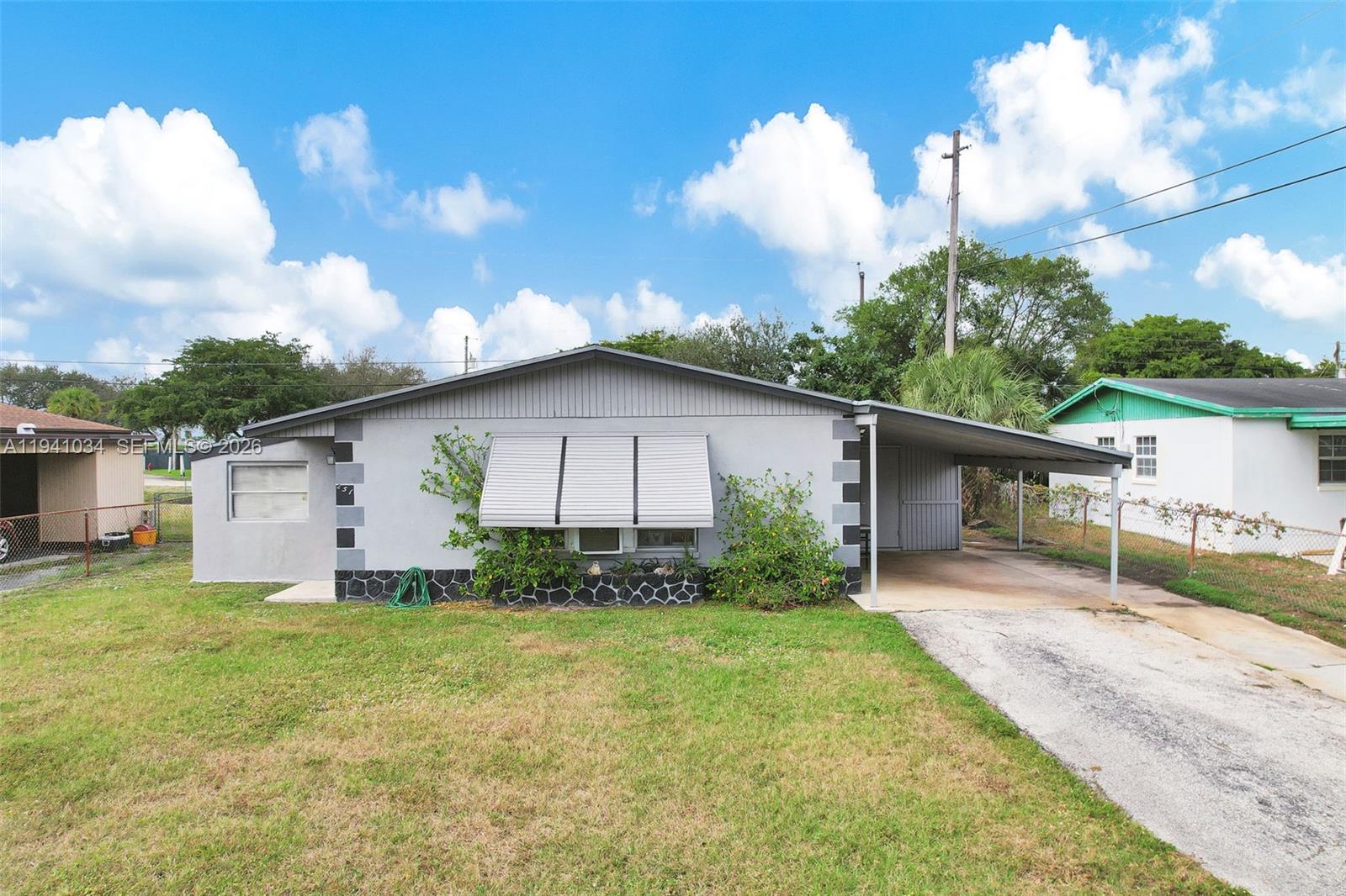 251 Avenue O, Riviera Beach FL 33404