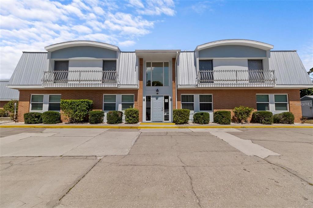 22333 EDGEWATER DRIVE UNIT E3