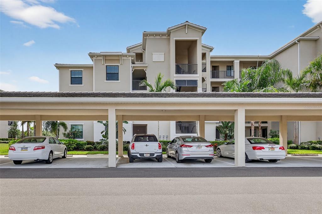 17810 GAWTHROP DRIVE UNIT 305