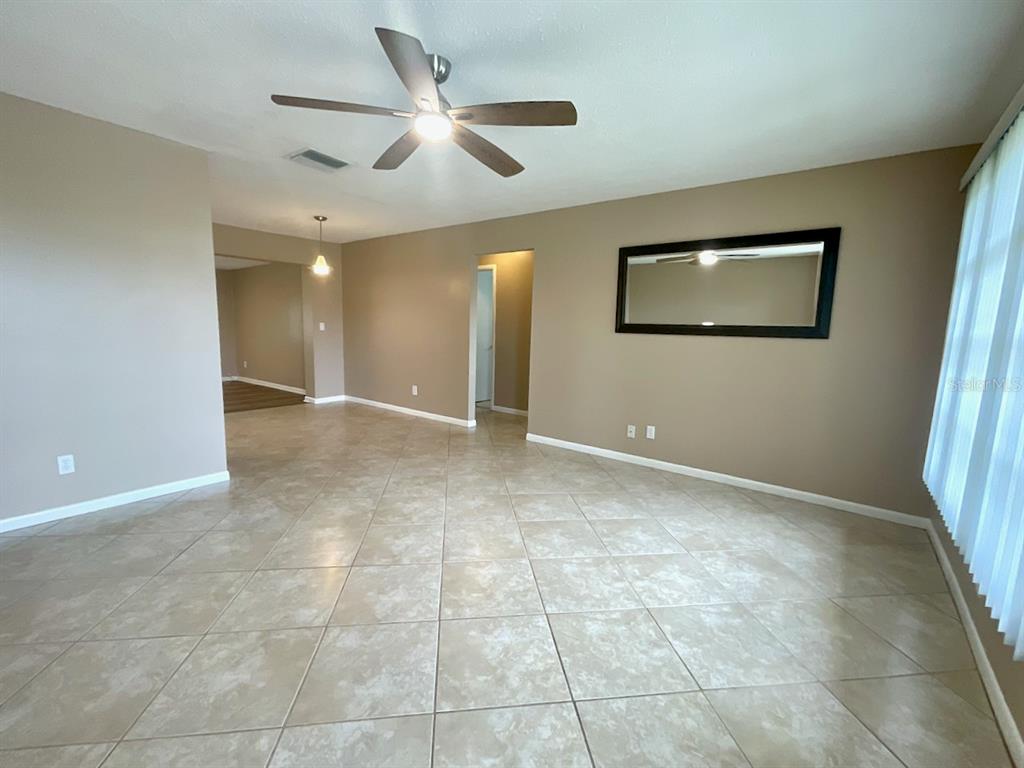 4425 96TH AVENUE N, PINELLAS PARK, FL — photo 3 of 30